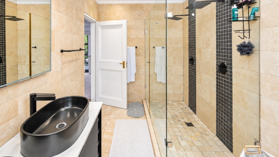 3 Bedroom Property for Sale in WestLake Country Safari Estate North West